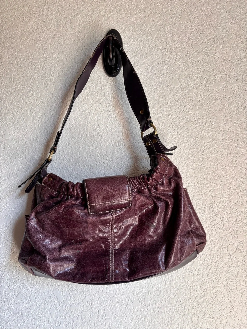 Vintage  Y2K 2000s Classic Burgundy Leather Shoulder Bag